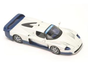 BBR PJ 328 Maserati MC 12 Coup 2004