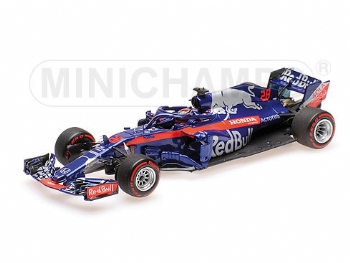 Minichamps 180028 Toro Rosso STR13 F.1 Honda #28 2018 