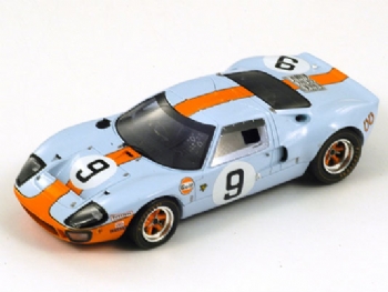 Spark Models S43LM68 Ford GT40 #9 Winner Le Mans 1968