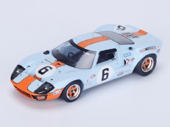 Spark Models S43LM69 Ford GT40 #6 Winner Le Mans 1969