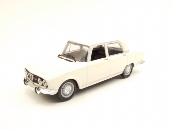 M4 7057 Alfa Romeo 2000 Berlina 1971