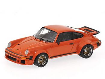 Kyosho 3173PO Porsche 934 