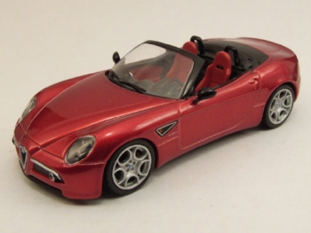 M4 7105 Alfa Romeo 8C Spider Competizione