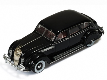 IXO MUS 033 Chrysler Airflow Sedan 1936