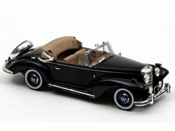 Neo 43051 Mercedes 300S Cabrio Pininfarina 1956