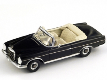 Spark Models S1061 Mercedes-Benz 300 SE Cabriolet 1963 