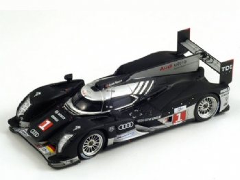 Spark Models S2516 Audi R18 TDI Team Joest #1 Le Mans 2011