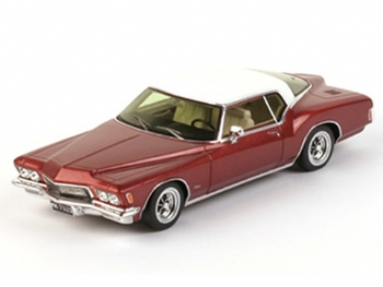 TSM 114332 Buick Riviera Sedan 1971