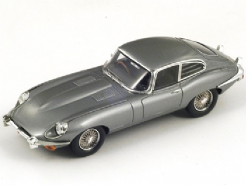 Spark Models S2128 Jaguar E Type Mk II Coup 1968