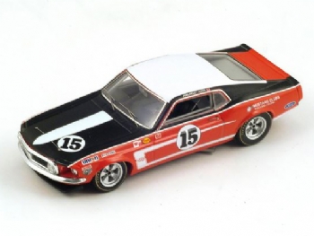 Spark Models S2642 Ford Mustang #15 Trans Am 1969