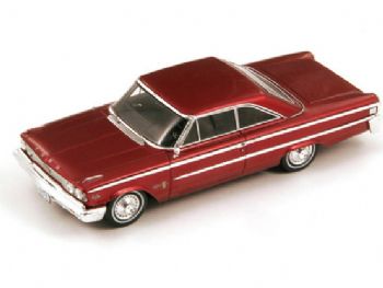 Spark Models S2957 Ford Galaxie 500 1963