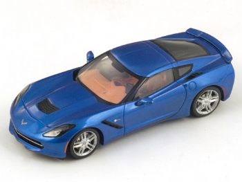 Spark Models S2973 Corvette C7 2013