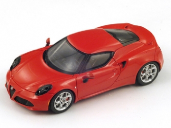 Spark Models S3893 Alfa Romeo 4C 2013 