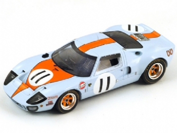 Spark Models S4070 Ford GT40 