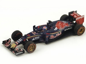 Spark Models S4618 Toro Rosso STR10 F.1 Renault #33 Malaysia GP 2015