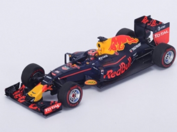 Spark Models S5008 RED BULL RB12 Tag n26 7me Grand Prix du Bahrain 