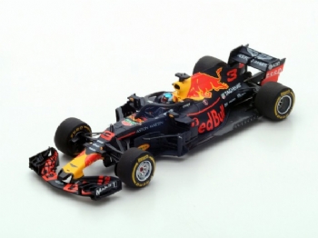 Spark Models S6058 Red Bull RB14 #3 Winner Cina GP 2018