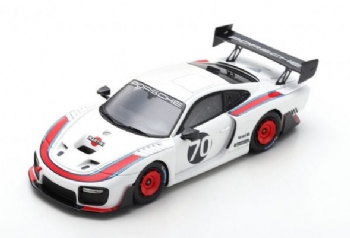 Spark Models S7630 Porsche 935/19 Martini Livery 2019