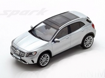 Spark Models SDC027 Mercedes Benz GLA 250 2017 