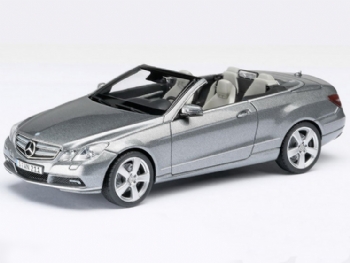 Schuco 07367 Mercedes E Class Cabriolet