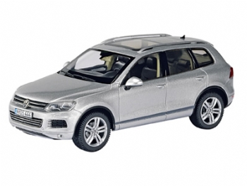 Schuco 07416 Volkswagen Touareg 2010